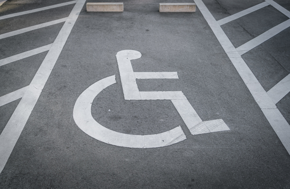 Spot4Dis: nova aplicação promove mobilidade inclusiva através do mapeamento de lugares de estacionamento